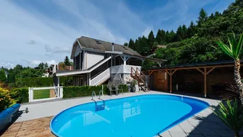 Expose Gepflegtes Wohnhaus (2 Wohneinheiten) mit Pool in Wernberger Aussichtslage