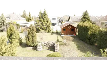 Expose Perfekter Familienwohnsitz in Tonlage in Ebreichsdorf mit Garten, Terrasse, Sauna und Garage