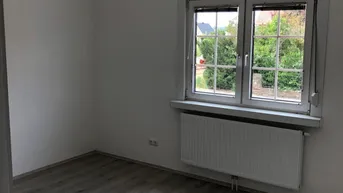 Expose 2 Zimmer-Wohnung in 2-Familienhaus zu vermieten, Gartenteil, sehr ruhige schöne Lage