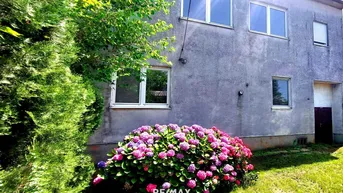 Expose Geräumiges Haus mit großem nicht einsehbaren Garten