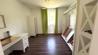 Expose Alle unter einem Dach! Ein Haus für 2 Generationen- 7 Zimmer, Garten und viel Platz! Großzügiges Haus Nähe G3 Gerasdorf!
