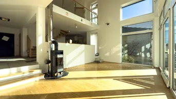 Expose NEU ::: STYLISCH UND MODERN – Architekten-Einfamilienhaus mit Außen-Pool, Sauna, Wellnessbereich und großer Sonnenterrasse – Kauf in 3003 Gablitz:::