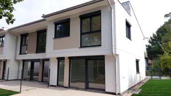 Expose Modernes Reihenhaus in 1220 Wien: Erstbezug mit Garten und Terrasse für 799.900 €!