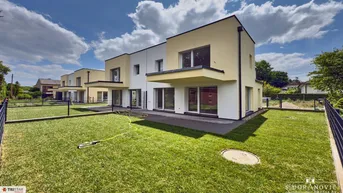 Expose NEU! ++ ERSTBEZUG / ZIEGELMASSIV / SCHÜSSELFERTIG ++ 152,50 m² ++ 5 ZIMMER + 2 BALKONE + TERRASSE + EIGENGARTEN + 2 PKW Stellplätze ++