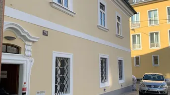 Expose Anlageobjekt mit Potential: Historisches Stadthaus im Stadtzentrum von Wiener Neustadt