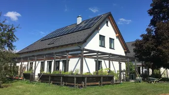 Expose Großer Dreikant-Hof mit vielfältiger Nutzungsmöglichkeit; Wohngemeinschaft, Großfamilie, Seminare, landwirtschaftliche Aktivitäten