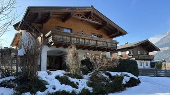 Expose Traditionelles Architektenhaus in Leogang - Ski in Ski out
