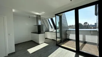 Expose ERSTBEZUG: 2-Zimmer-Wohnung mit Terrasse in der Varnhagengasse