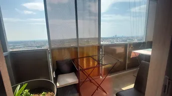 Expose Q-Tower.. 2 Zimmer Apartment mit Weitblick und südseitigem Balkon nahe U3 Gasometer / St. Marx!