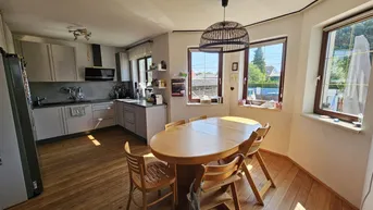 Expose Einfamilienhaus mit Sauna uvm. auf Pachtgrundstück (verlängerbar) in Steinbrunn mit Zugang zum Badeteich!