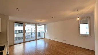 Expose Top moderne, neuwertige Mietwohnung mit 11m² westseitigem Balkon - AB SEPTEMBER!!