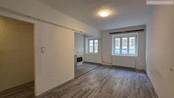 Expose Sanierungsbedürftig + Altbau + 1 Zimmer + separate Küche + Erdgeschoß