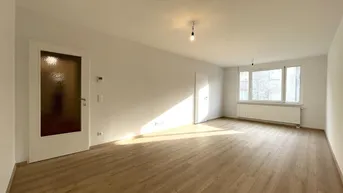 Expose Zentral begehbare 3-Zimmer-Neubau-Wohnung im 5. OG mit Top-Infrastruktur bei der CEU