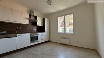 Expose UNBEFRISTET!!! Single-Wohnung in bester Innenstadtlage (Fußgängerzone!!!)