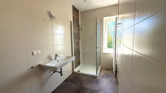 Expose Helle zentral gelegene 2-Zimmer-Wohnung - Provisionsfrei!