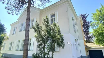 Expose 9-Zimmer-Villa in Baden in der Nähe vom Thermal-Strandbad
