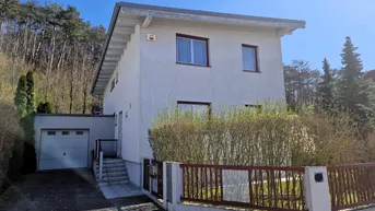 Expose Einziehen und Wohlfühlen - modernes lichtdurchflutetes Einfamilienhaus in Pottenstein!