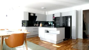 Expose Preisreduktion!!! Großzügiger 97 m² Single- oder Pärchenhit inkl. Balkon und Tiefgarage