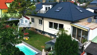 Expose Großzügiges, modernisiertes Einfamilienhaus mit Pool in schöner Lage in Baden bei Wien!