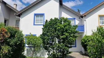 Expose **Charmantes Reihenhaus in ruhiger Lage von Sollenau – komplett möbliert und sofort bezugsfertig**