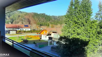 Expose Traumhaft große Loggia, neues Bad, großzügige DG-Wohnung. Ideal auch als Zweitwohnsitz.