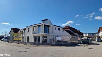 Expose Doppelhaushälfte Neubau Top 2 – schlüsselfertig mit Dachterrasse!