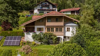 Expose CHARMANTES KLASSISCHES LANDHAUS IN PREMIUM LAGEBergblick, Südlage, 3 km zum Schilift