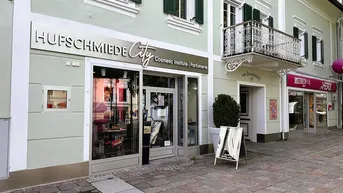 Expose Attraktive Geschäftsfläche im Herzen von Schladming zu vermieten, AAA-Lage am Hautplatz