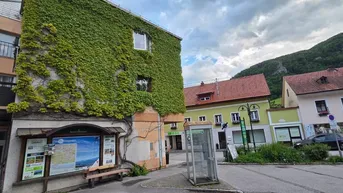 Expose 84m2 IM ORTSKERN VON LOSENSTEIN MIT GARTEN !