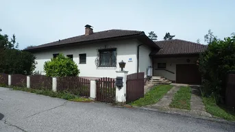 Expose HÜBSCHER BUNGALOW IN RUHIGER SIEDLUNGSLAGE