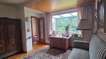 Expose RAUM FÜR LEBEN UND INDIVIDUALITÄT-GROßZÜGIGES WOHNHAUS MIT GARTEN, POOL