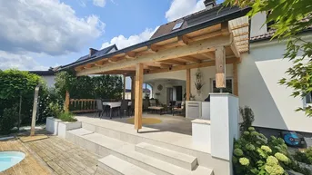 Expose STILVOLL RENOVIERTES TRAUMHAUS MIT GARTENPARADIES IN STEYR/FISCHHUB