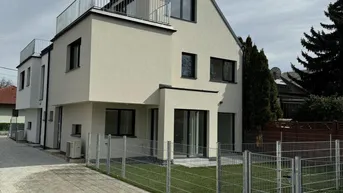 Expose Erstbezug mit Garten und 2 Terrassen: Moderne Doppelhaushälfte in Top-Lage von Wien für 839.000,00 €!