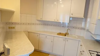 Expose Ruhige 2-Zimmer-Wohnung mit Loggia zum Innenhof beim Feilplatz – Nähe U3 Hütteldorfer Straße