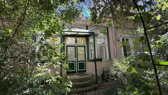 Expose Zinshaus mit Geschäftslokal, teiweise ausgebautem Dachgeschoß + weiteres Ausbaupotenzial – Nähe Schloss Schönbrunn &amp; Gartenvilla zu Kaufen