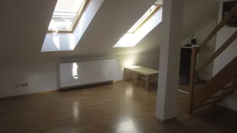 Expose Single Dachloft mit Terrasse für Sportler