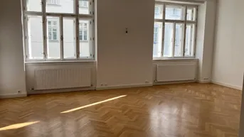 Expose Repräsentative Altbauetage