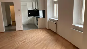 Expose Dachmaisonette in Biedermeierhaus