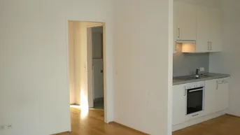 Expose Schöne, großzügige 2 Zimmer-Altbauwohnung im 7. Bezirk