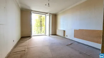 Expose Sanierungsbedürftige 2-Zimmer-Wohnung in begehrter Lage!