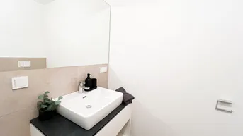 Expose Geräumige 2-Zimmer-Wohnung mit Loggia und Einbauküche – Urbaner Wohnkomfort im High Five ab 01. Juni 2025!