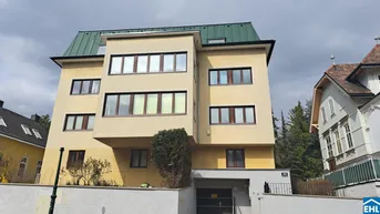 Expose Sanierungsbedürftige 4-Zimmer Terrassen-Wohnung mit viel Potenzial!