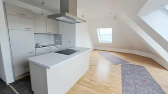 Expose Exklusiv sanierte 2-Zimmer-Wohnung mit modernem Komfort