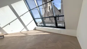 Expose Spektakuläre Dachgeschoßmaisonette mit Terrassentraum und Blick auf die Canisiuskirche