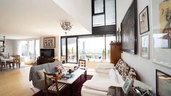 Expose Lichtdurchfluteten Dachgeschoß-Maisonettewohnung mit traumhafter Terrasse und Grünblick!