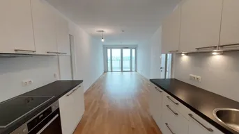 Expose Moderne 2 Zimmerwohnung mit Loggia/Balkon in U-Bahn-Nähe!