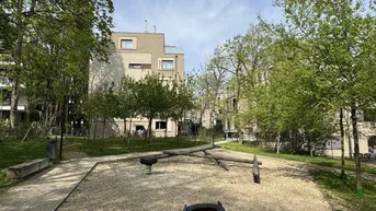 Expose Apartment with loggia in a prime peaceful location in the 18th district!