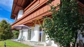 Expose Zweifamilienhaus mit Innenpool in Niederndorf