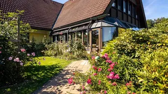 Expose 8551: Luxuriöses Landhaus mit Indoor Pool und 3500m² Garten in der Weststeiermark zu verkaufen!