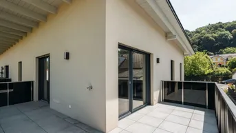Expose 8421 Wolfsberg/Schw.: Hochwertige Terrassenwohnung im Grünen (BJ 2020)